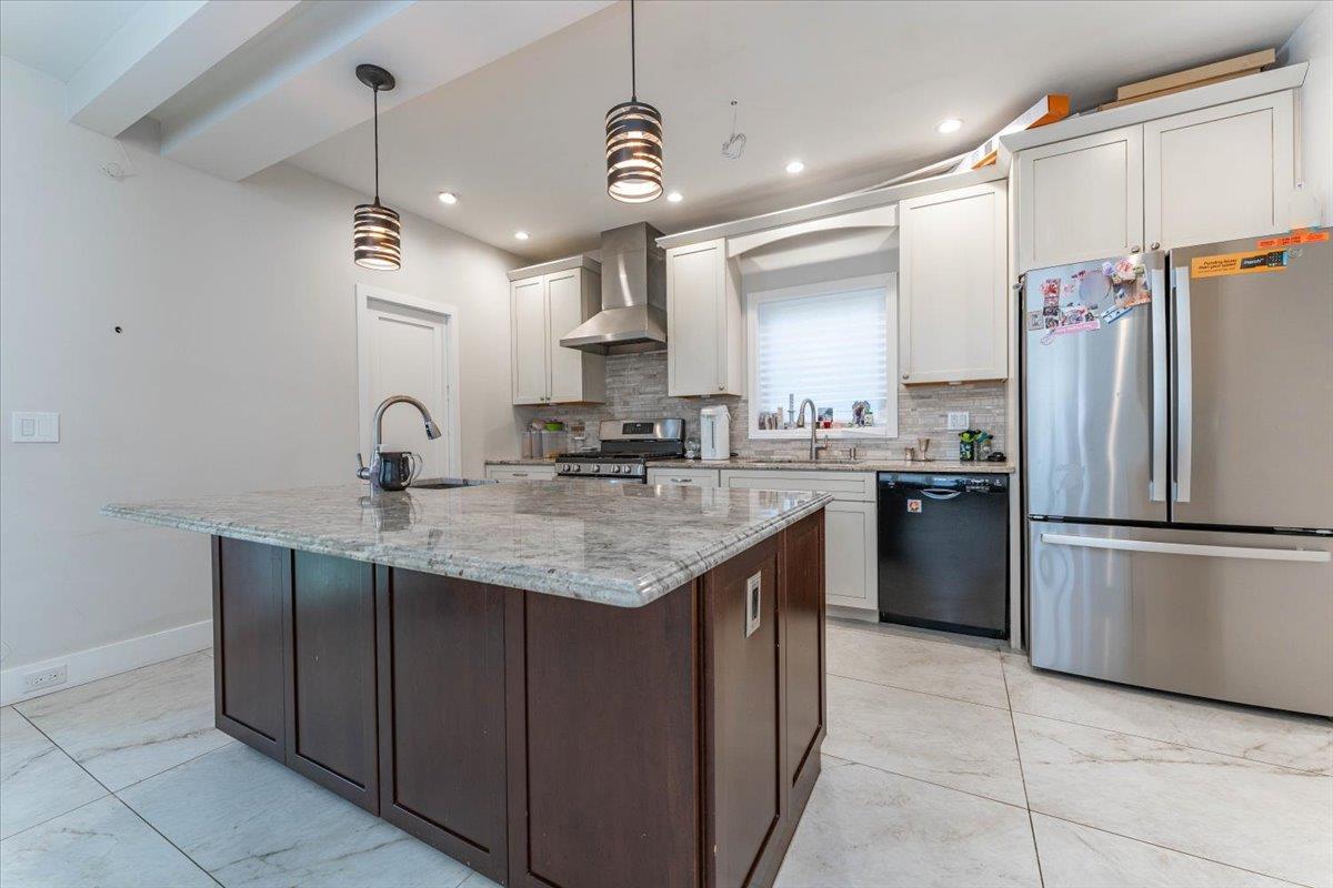 1064 Highland Place, Woodmere, New York image 8