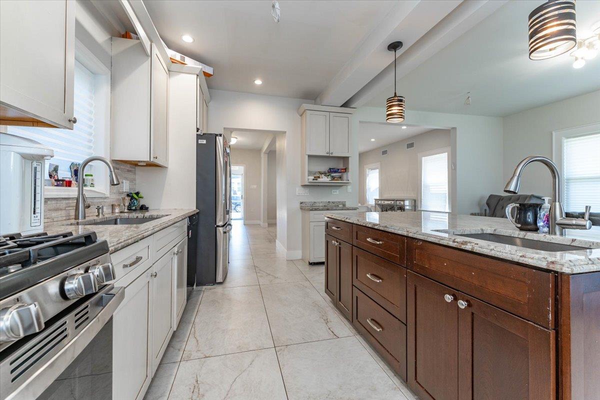 1064 Highland Place, Woodmere, New York image 9