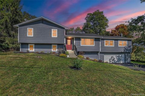 10 Elizabeth Drive Wallkill NY 12589