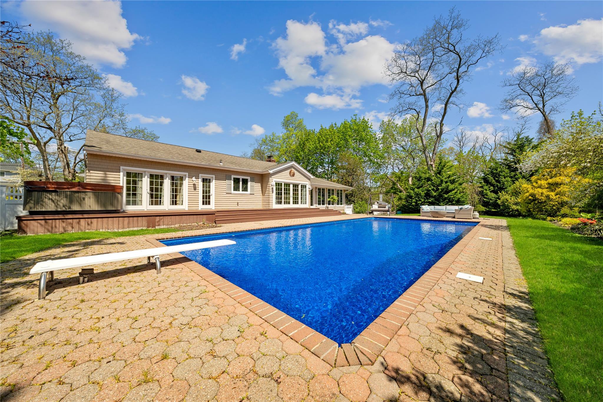 53 William Penn Drive, Stony Brook, New York image 36