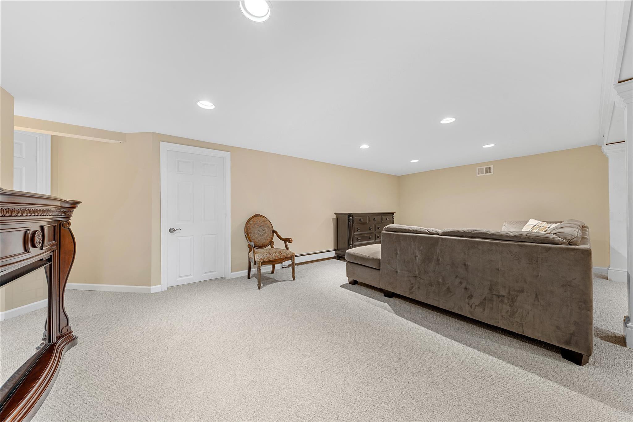 53 William Penn Drive, Stony Brook, New York image 29