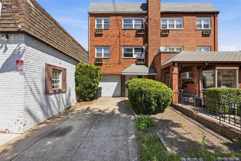 Multifamily For Sale - 26505 Hillside Avenue<br/> Floral Park, NY 11004