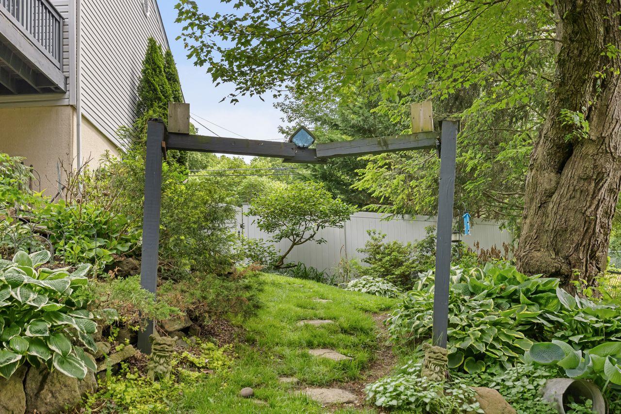 4 Armstrong Street, Cortlandt Manor, New York image 48