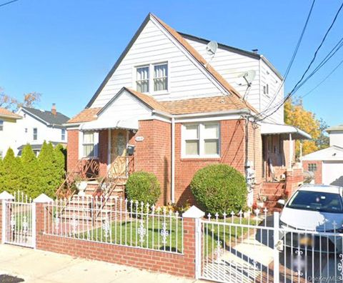 22039 136th Avenue Laurelton NY 11413