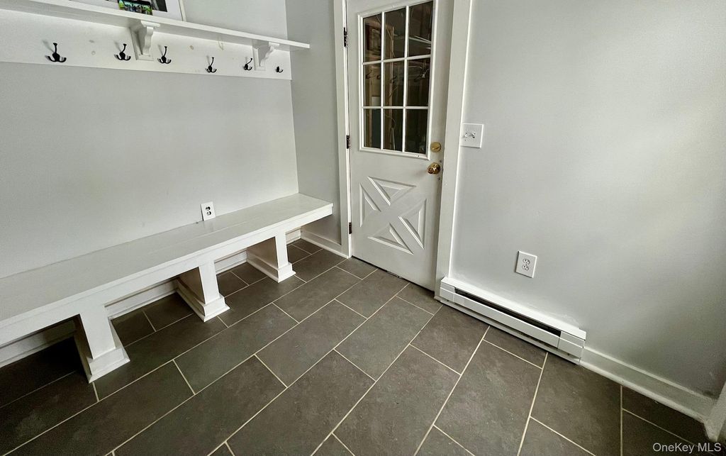 Photo of 1245 Salt Point Turnpike, Pleasant Valley, NY 12569 (MLS # 956697)