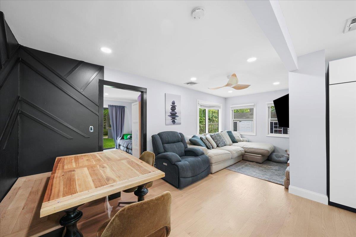 617 Smithtown Avenue, Bohemia, New York image 8