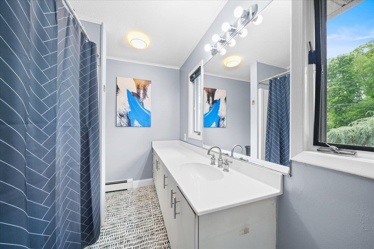 617 Smithtown Avenue, Bohemia, New York image 22