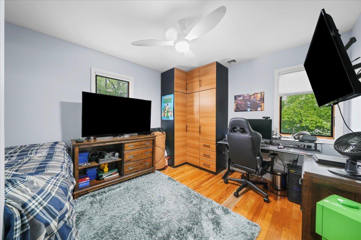 617 Smithtown Avenue, Bohemia, New York image 31