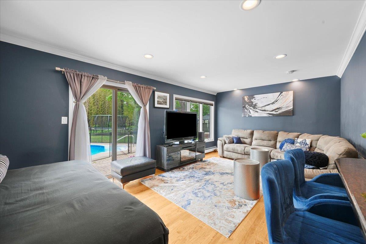 617 Smithtown Avenue, Bohemia, New York image 21
