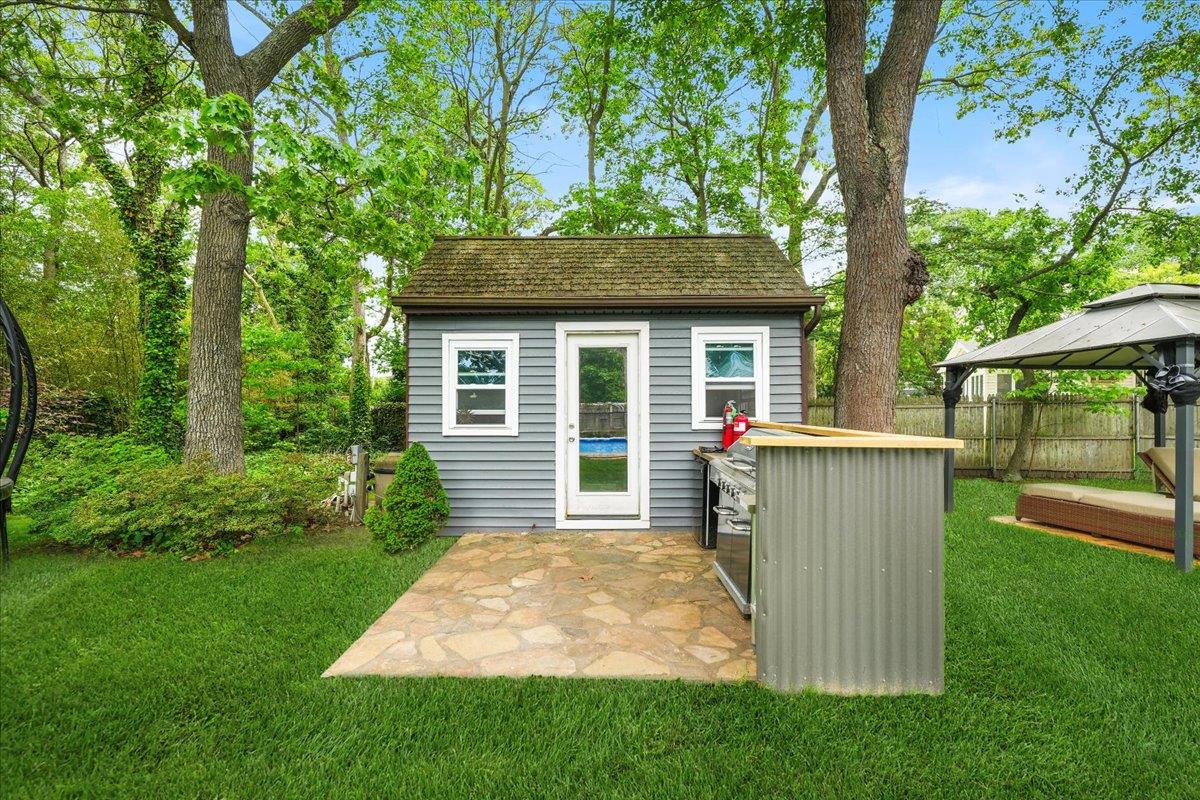 617 Smithtown Avenue, Bohemia, New York image 36