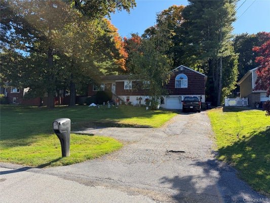 38 STEINER DR, MAHOPAC, NY 10541 - Image 68e3db49096d2e247d1fb30a7faa30e3/2296432092