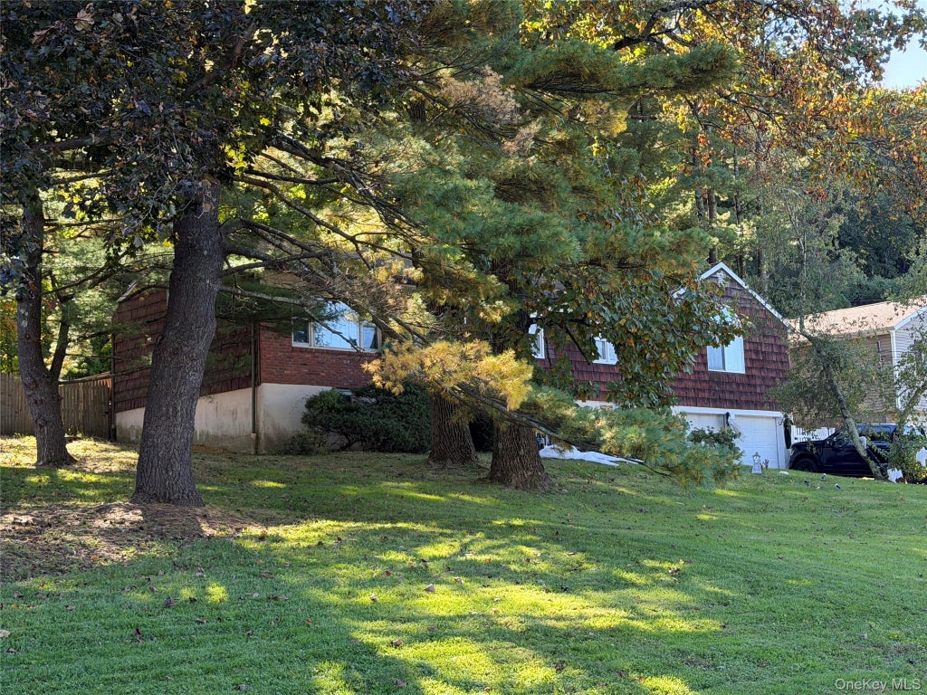 Photo of 38 Steiner Drive, Mahopac, NY 10541 (MLS # 1063998)