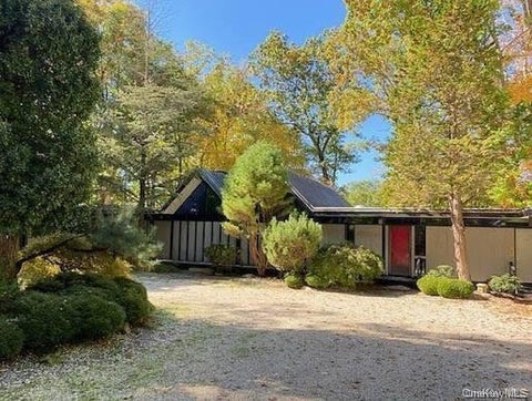 Tiny photo for 301 Roaring Brook Road, Chappaqua, NY 10514 (MLS # 1055737)