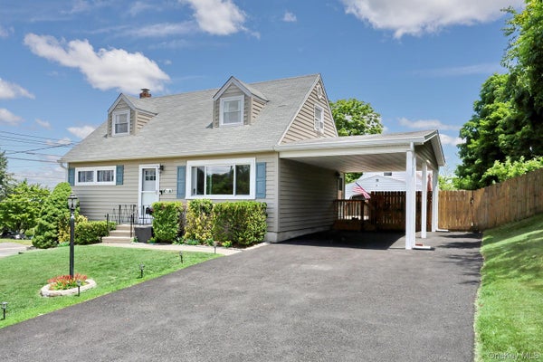 1 HAVERVALE LN, GARNERVILLE, NY 10923 - Image 68ecf66cec983e57c4a167f1e2c8a676/723866889