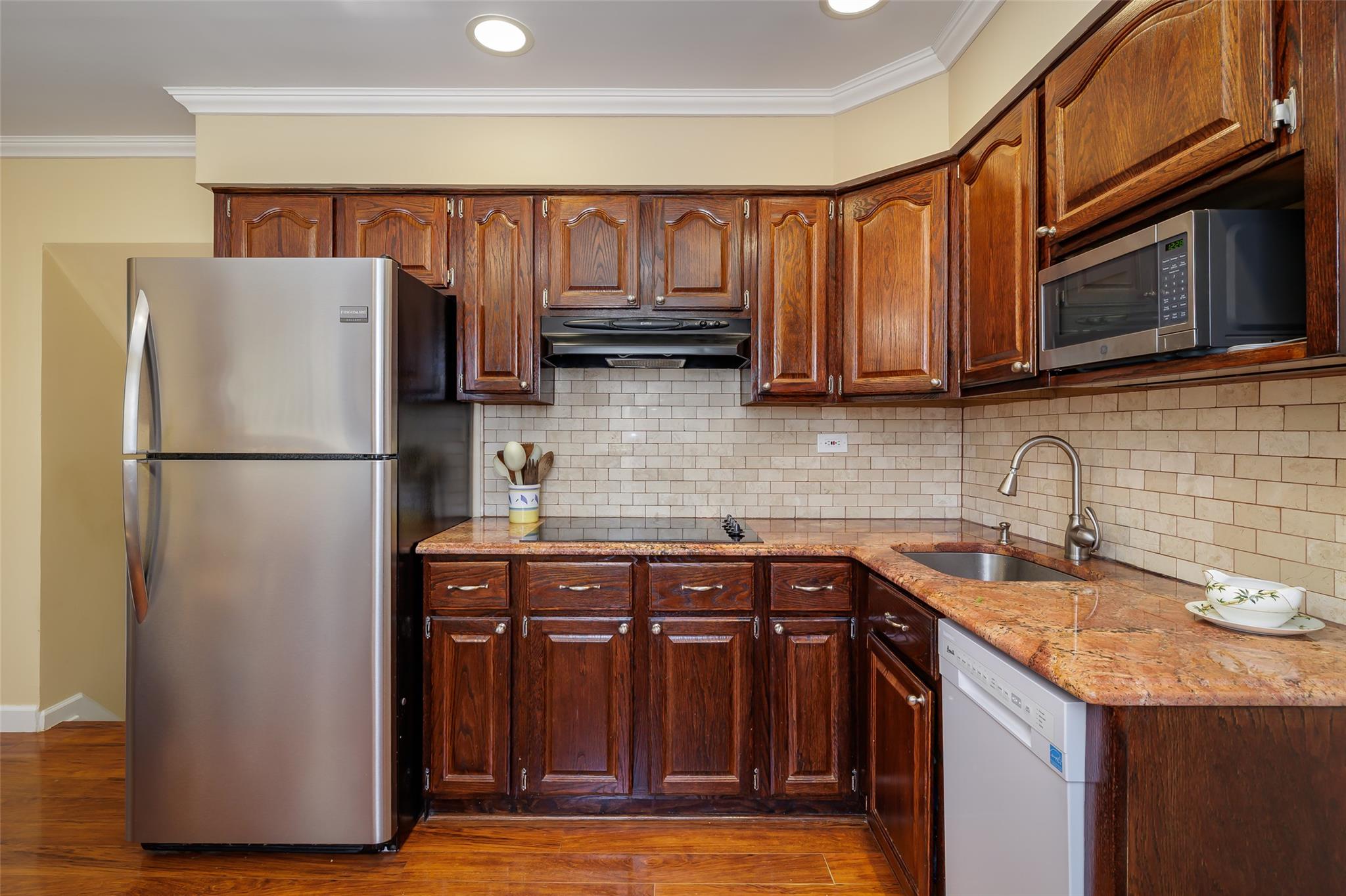 3783 Harbor Boulevard, Seaford, New York image 7