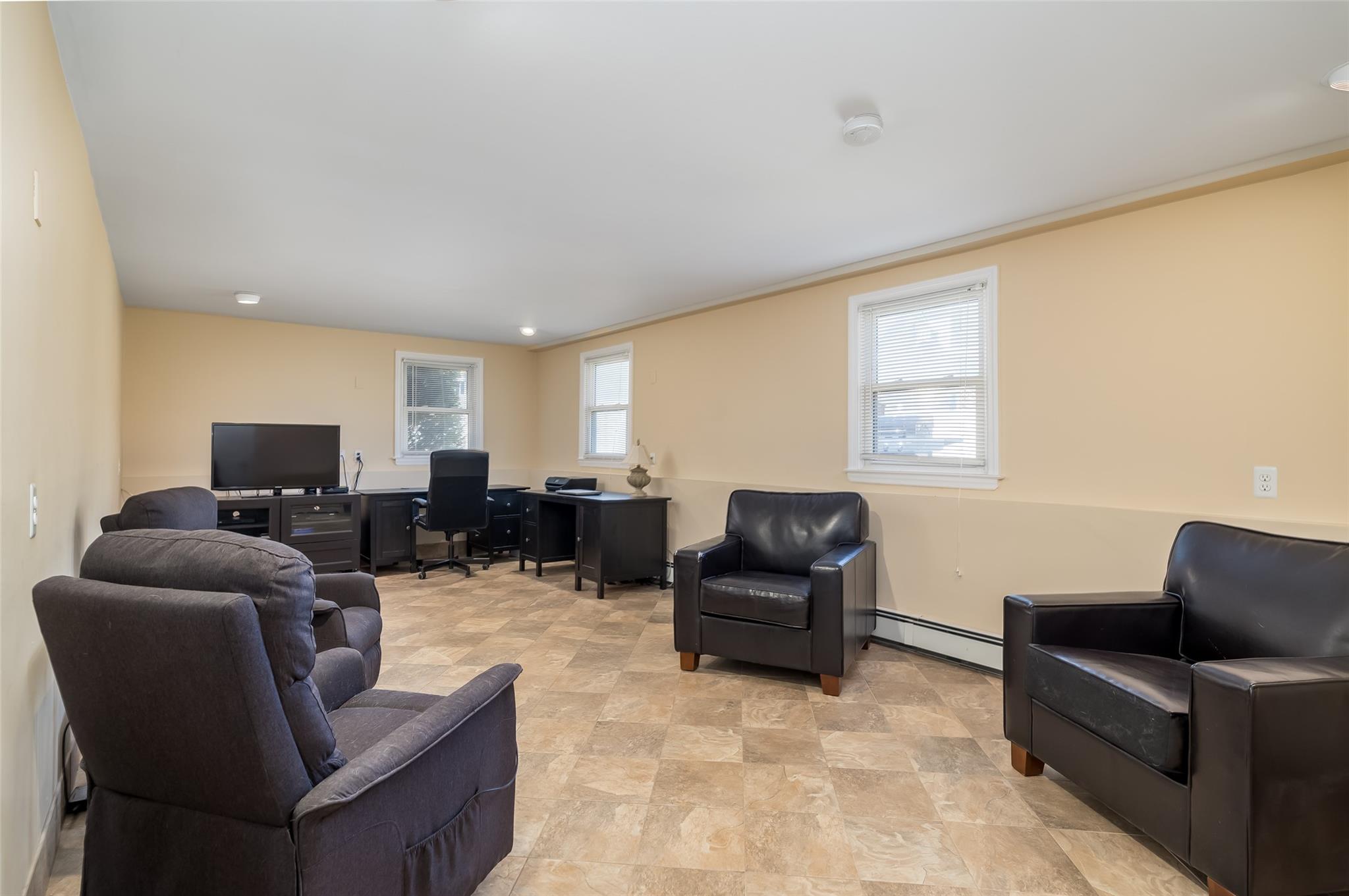 3783 Harbor Boulevard, Seaford, New York image 15