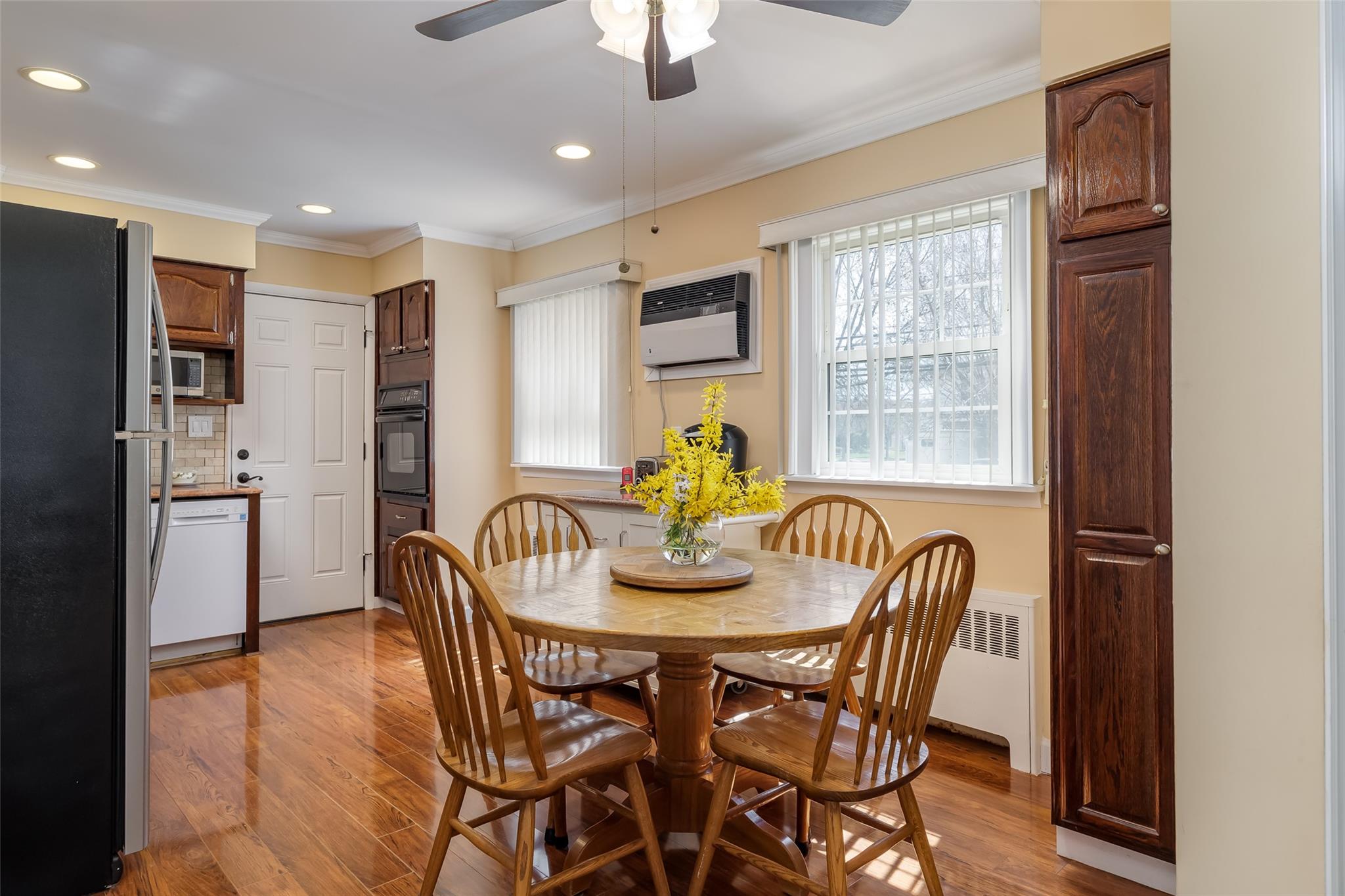 3783 Harbor Boulevard, Seaford, New York image 6