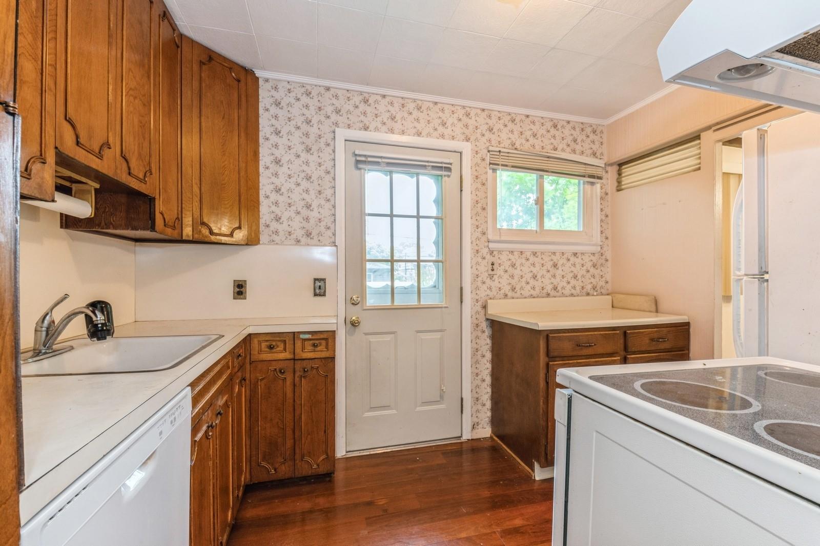 769 Anderson Avenue, Franklin Square, New York image 6