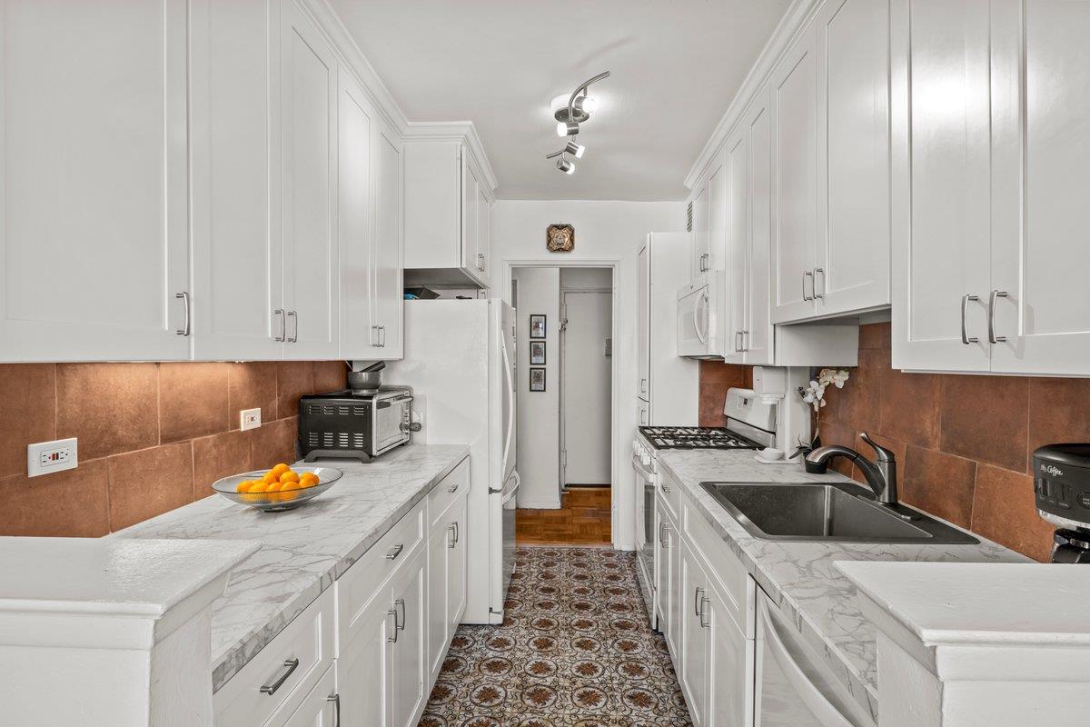 5500 Fieldston Road #5CC, Bronx, New York image 3