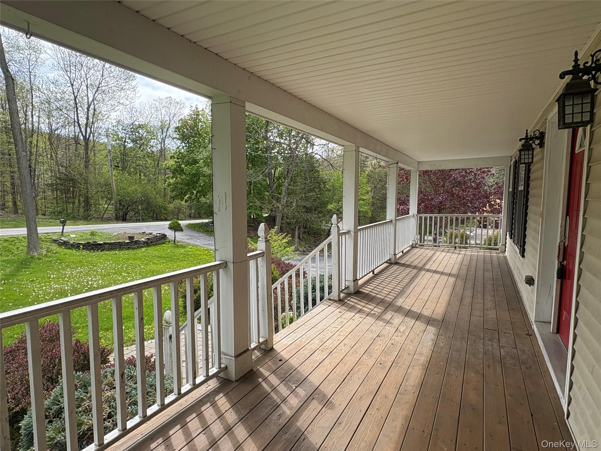 1253 State Route 208