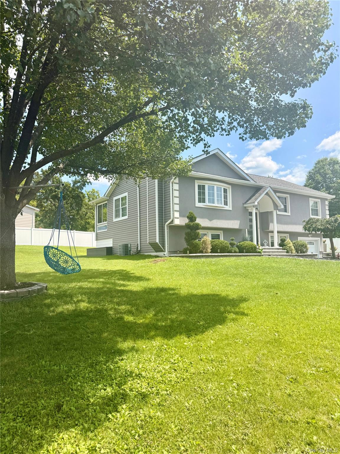 14 Larchwood Drive