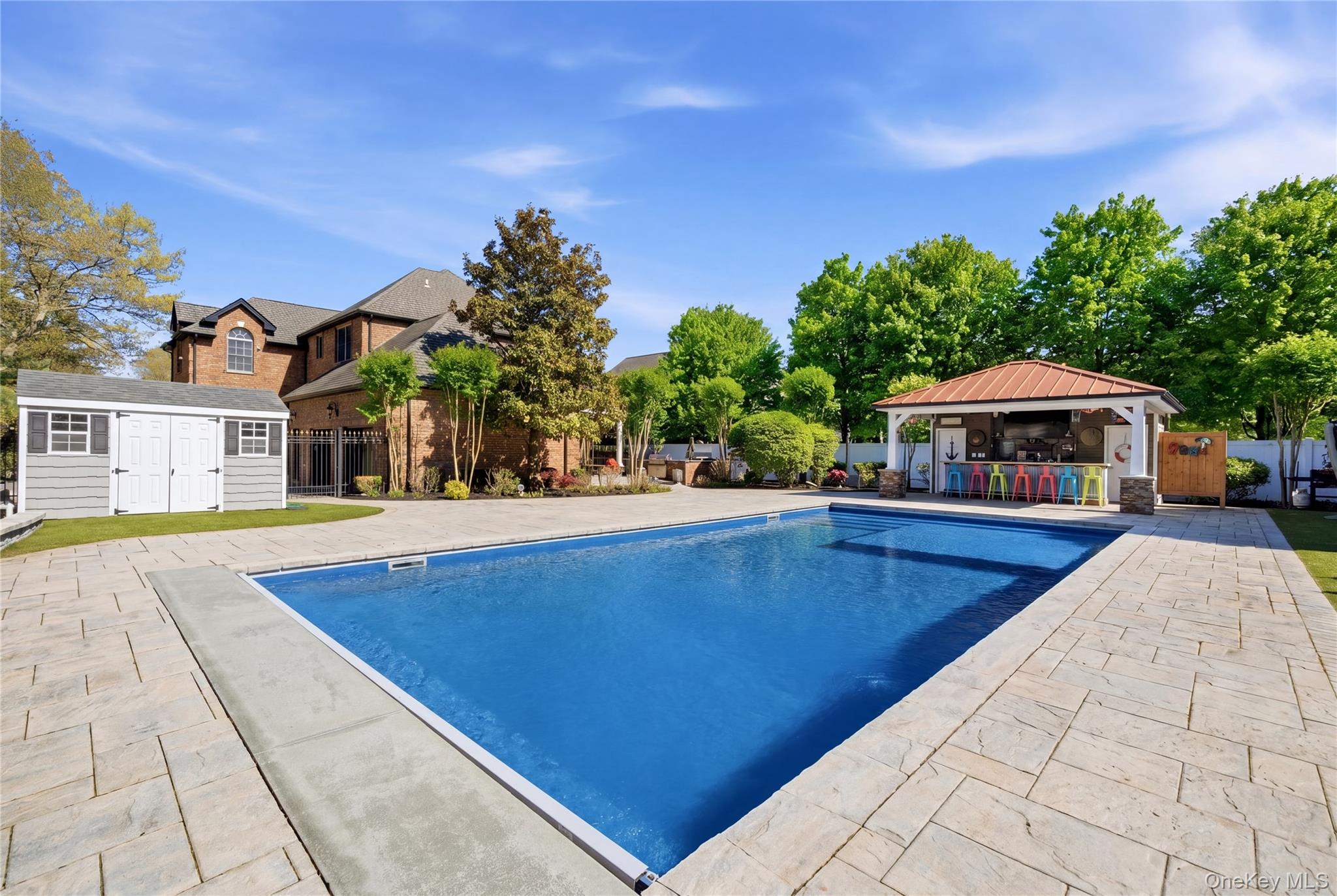 6 Sunhill Road