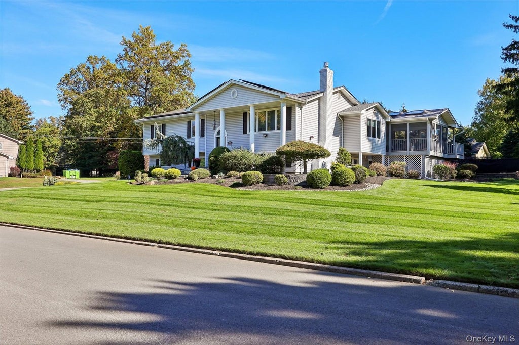 Photo of 91 Waters Edge, Congers, NY 10920 (MLS # 1064452)