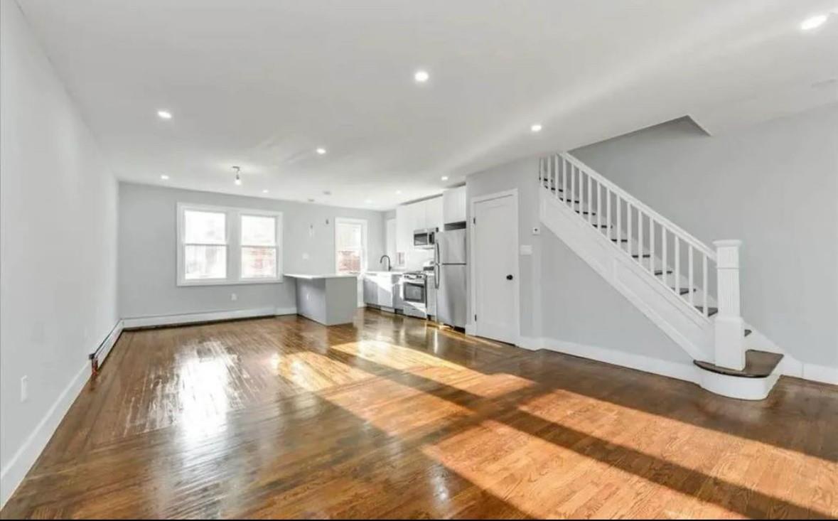 57-68 Mazeau Street, Maspeth, Florida image 3