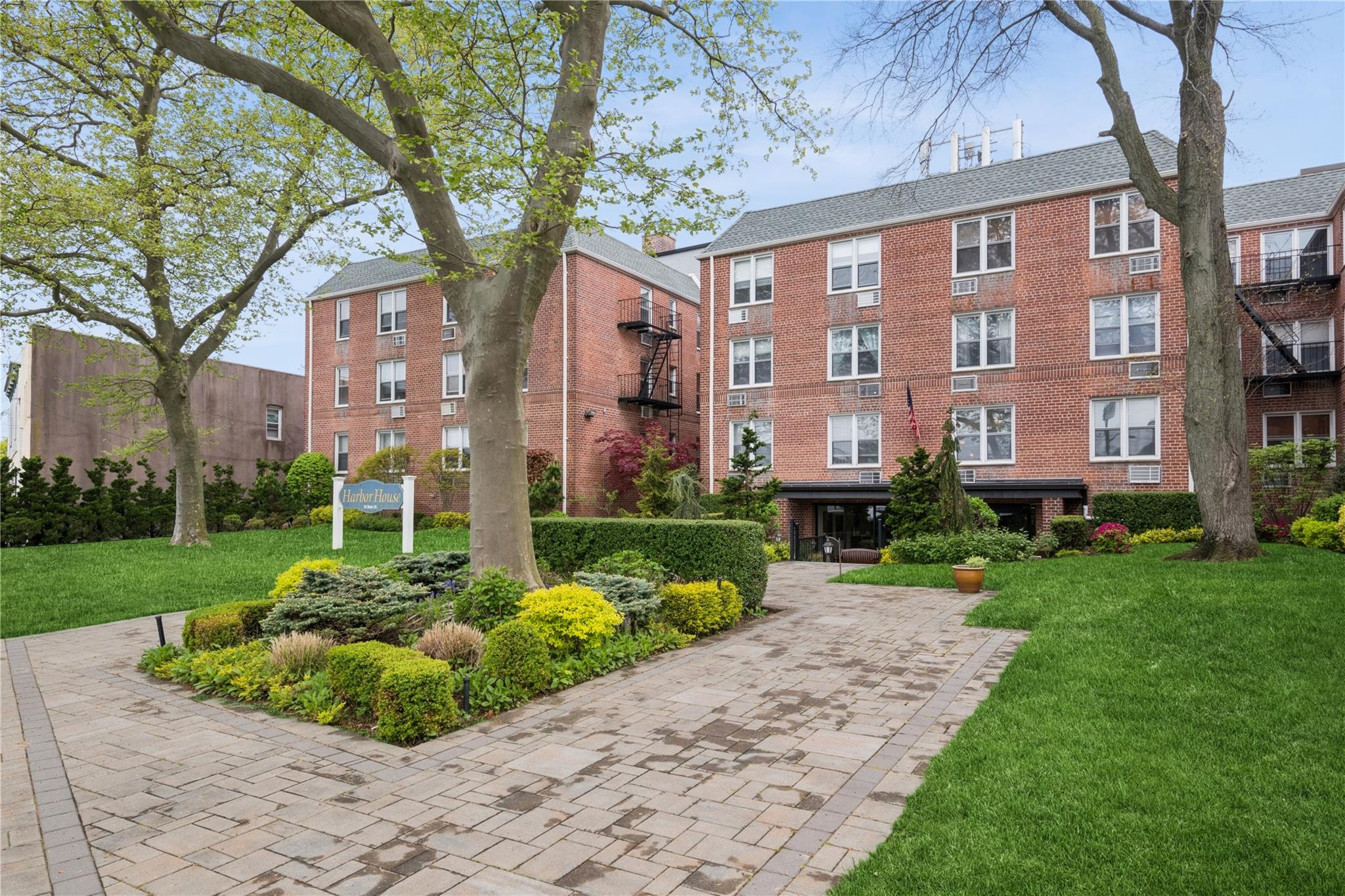 16 Main Street #1N, East Rockaway, New York image 2