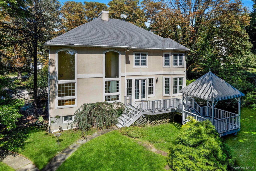Photo of 25 Riverview Road, Irvington, NY 10533 (MLS # 1051623)