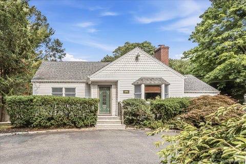Homes For Sale - 1091 Westminster Avenue<br/> Dix Hills, NY 11746