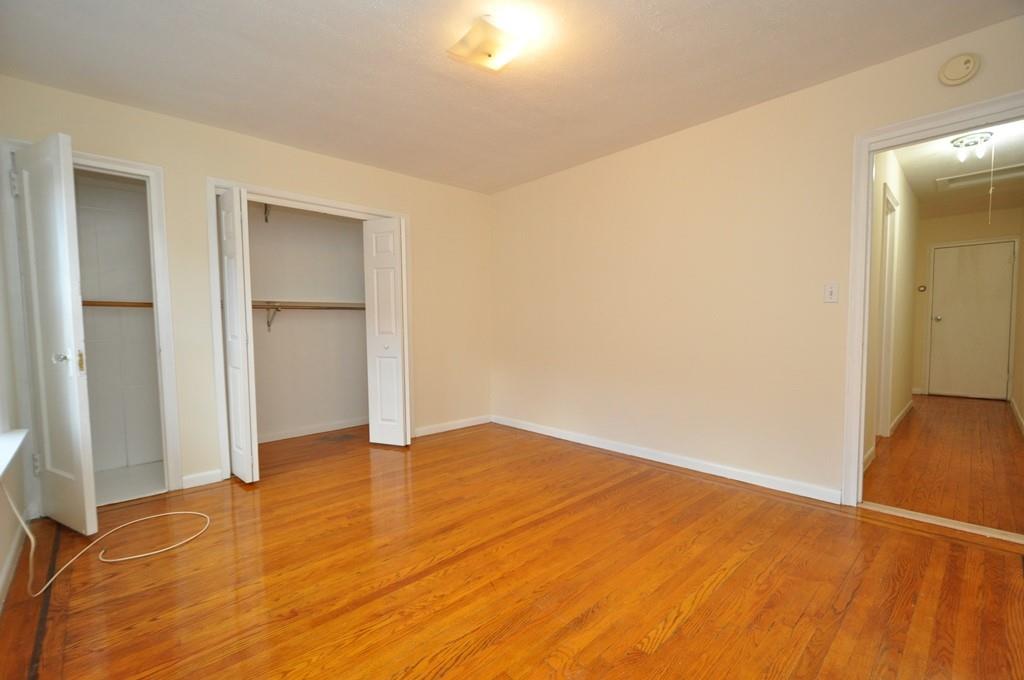 Scarsdale, New York 10583, United States, 2 Bedrooms Bedrooms, ,1 BathroomBathrooms,Residential,Active,22350