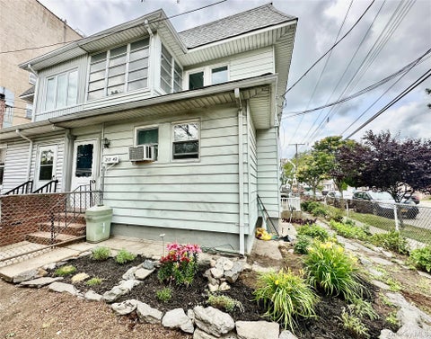 Apartment For Rent - 213-49 39th Avenue #2<br/> Bayside, NY 11361