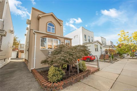 Photo of 6422 72nd Street, Middle Village, NY 11379 (MLS # 929479)