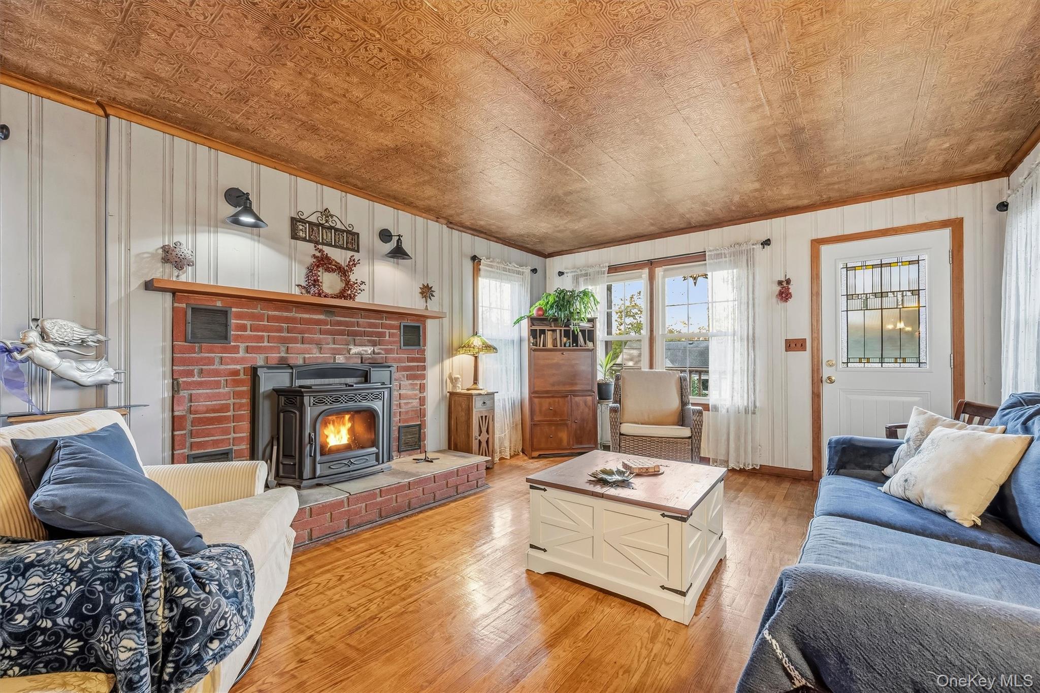 21 Hansen Avenue