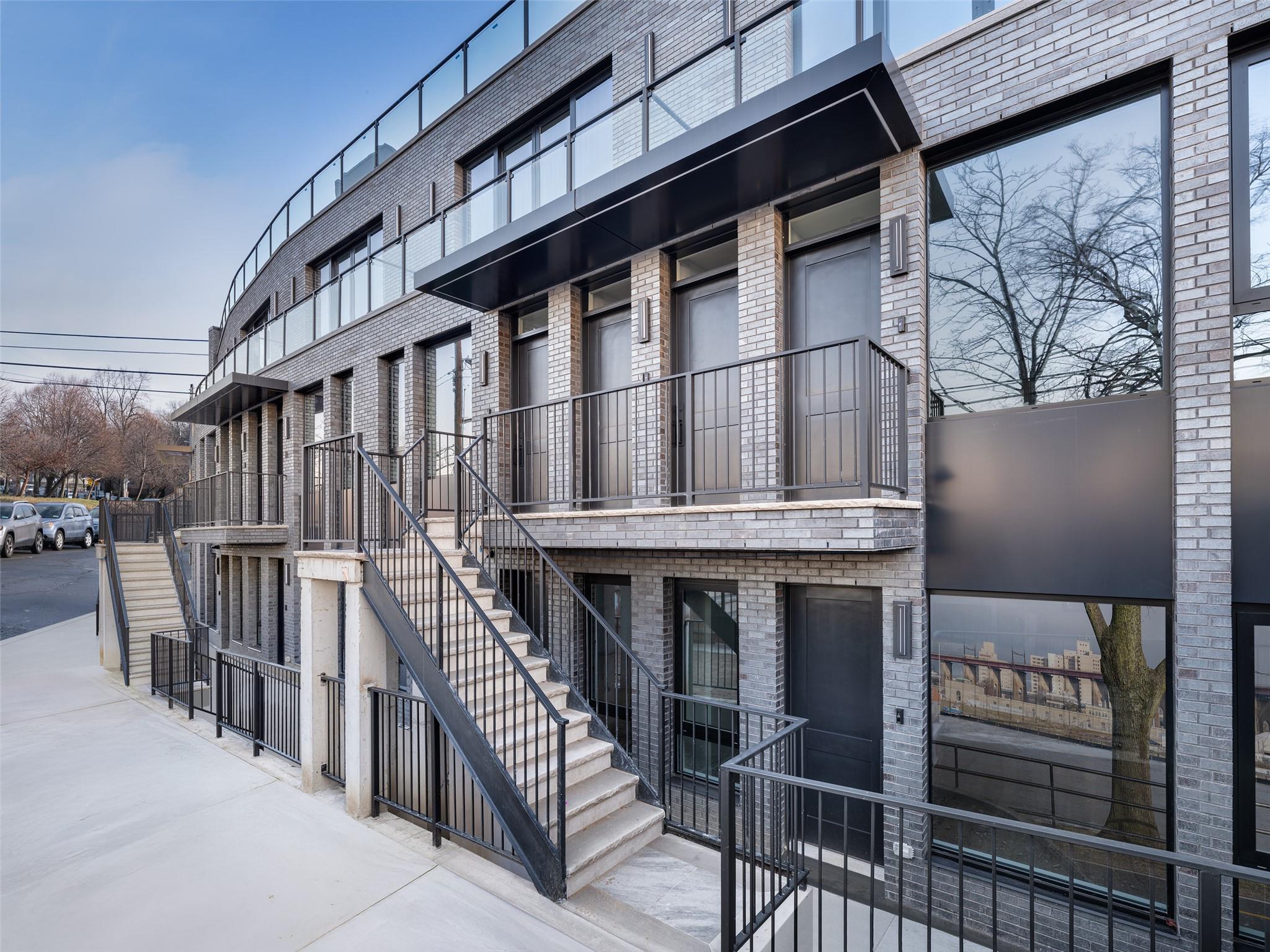 21-31 Shore Blvd #2A, Astoria, New York image 1