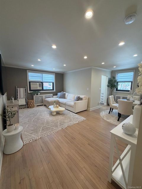 1776 166th Street 4170 Whitestone NY 11357