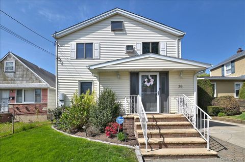 Homes For Sale - 36 Barwick Street<br/> Floral Park, NY 11001
