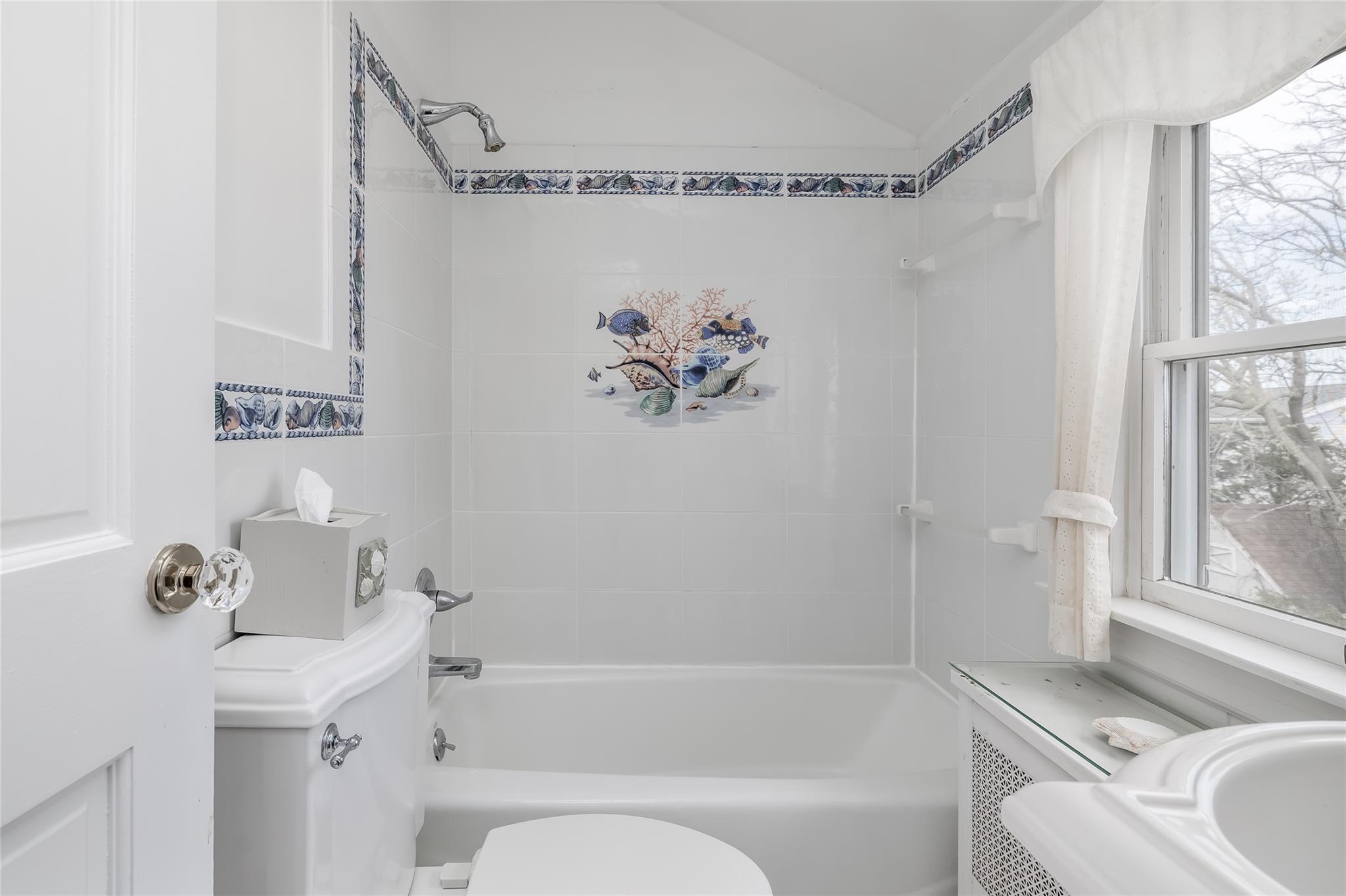 1020 Sunset Avenue, Island Park, New York image 18