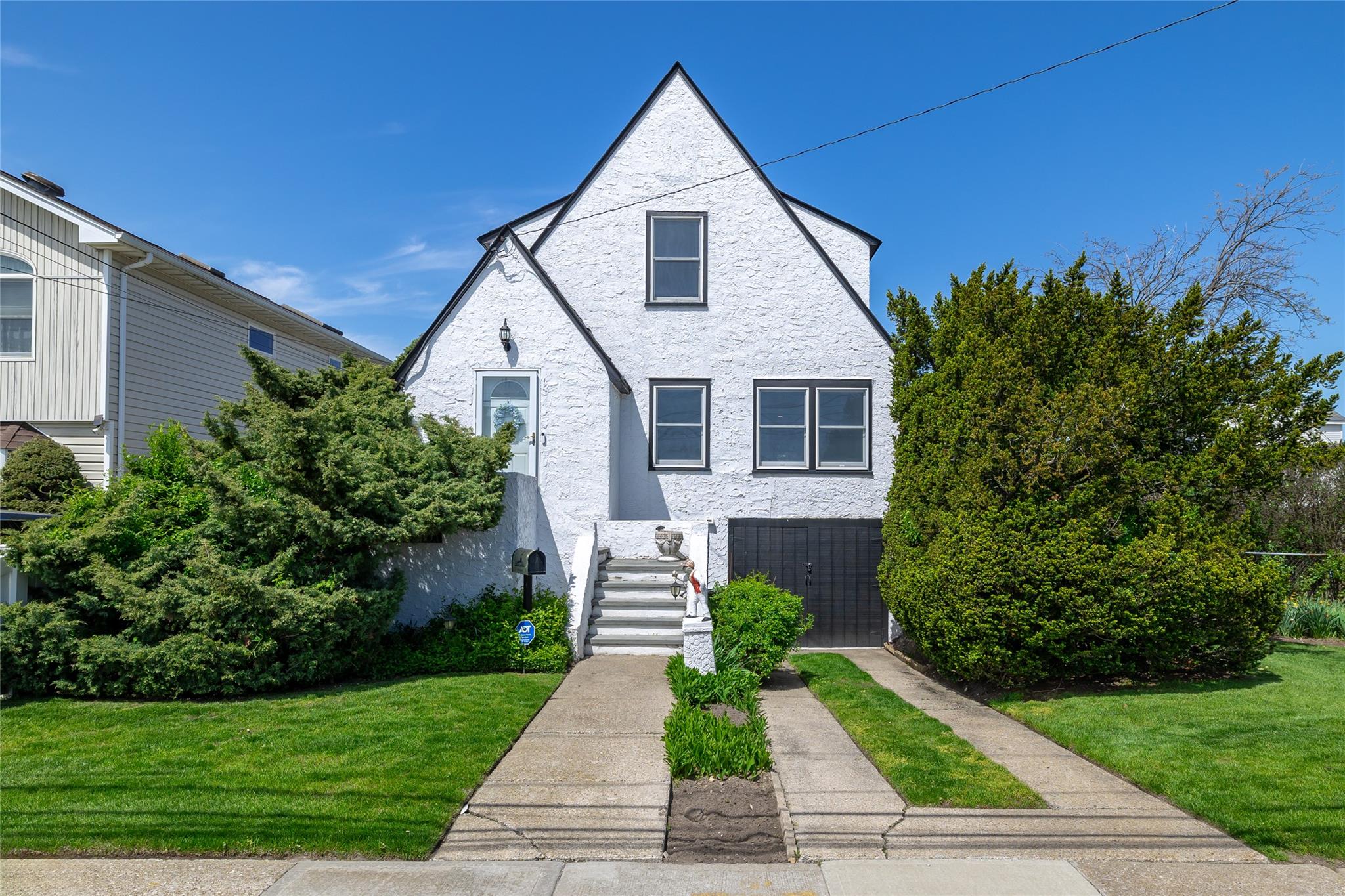1020 Sunset Avenue, Island Park, New York image 1