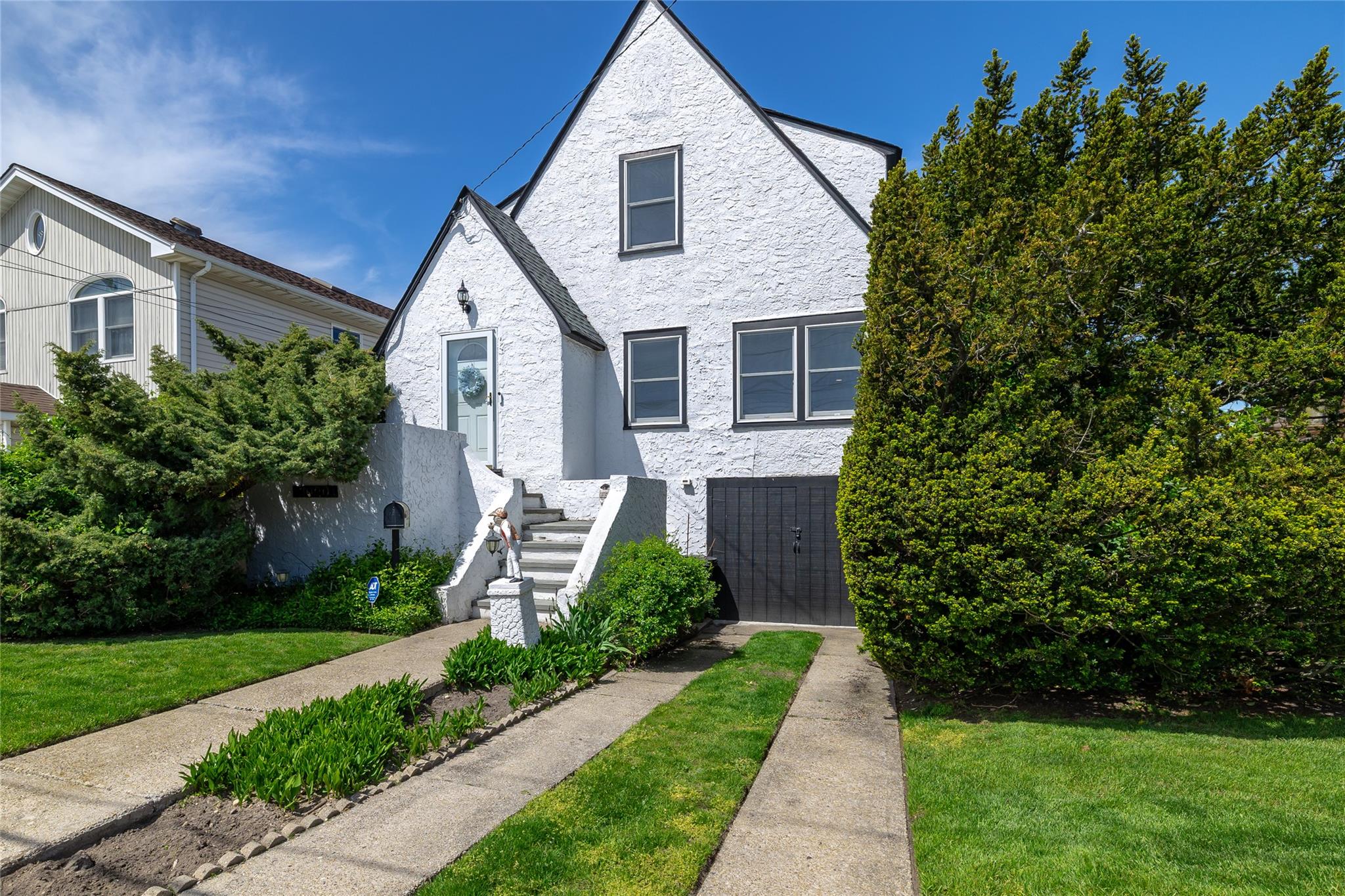 1020 Sunset Avenue, Island Park, New York image 2
