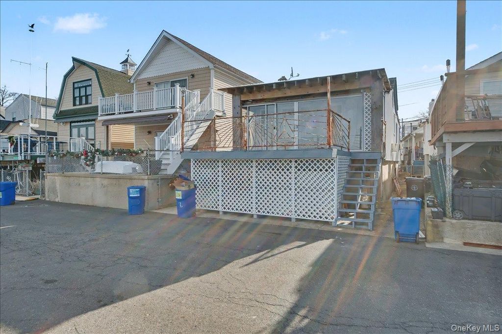 Photo of 13D Edgewater Park Park #13D, Bronx, NY 10465 (MLS # 949564)