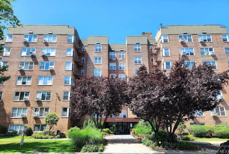 Photo of 18-50 211 Street #2K, Bayside, NY 11360 (MLS # 1051551)