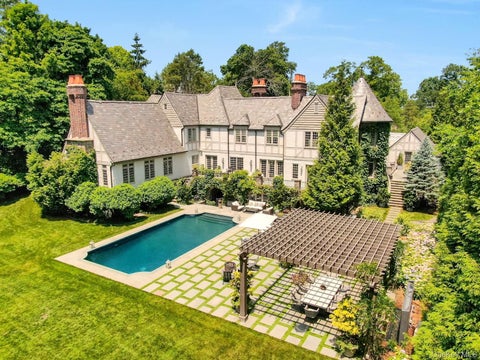 Homes For Sale - 19 Park Drive<br/> Westchester County, Rye, NY 10580