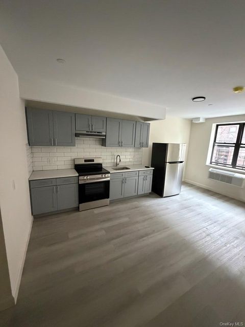 Apartment For Rent - 2854 Webb Ave Ave<br/> Bronx, NY 10468