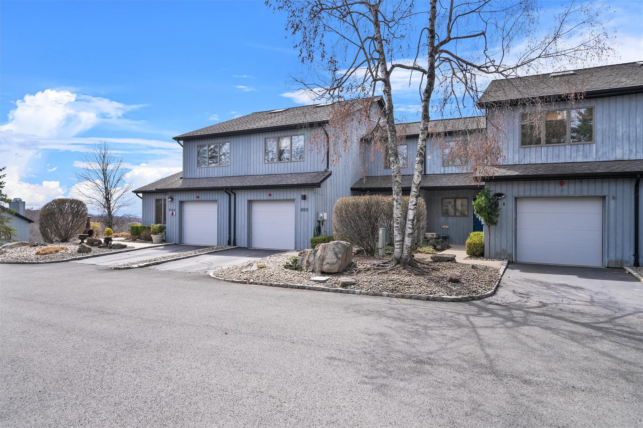 900 Astri Terrace, Valley Cottage, New York image 2