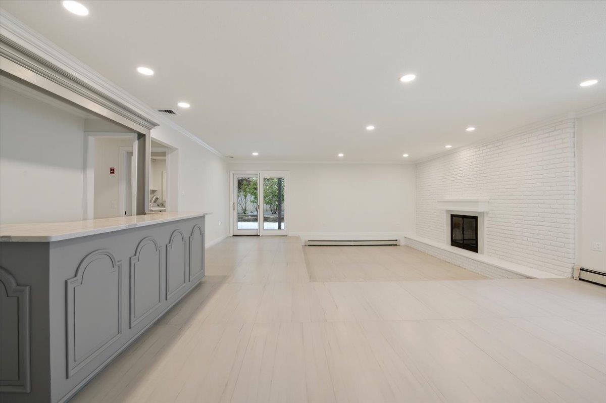 Hempstead, New York 11509, United States, 5 Bedrooms Bedrooms, ,3 BathroomsBathrooms,Residential,Active,2848