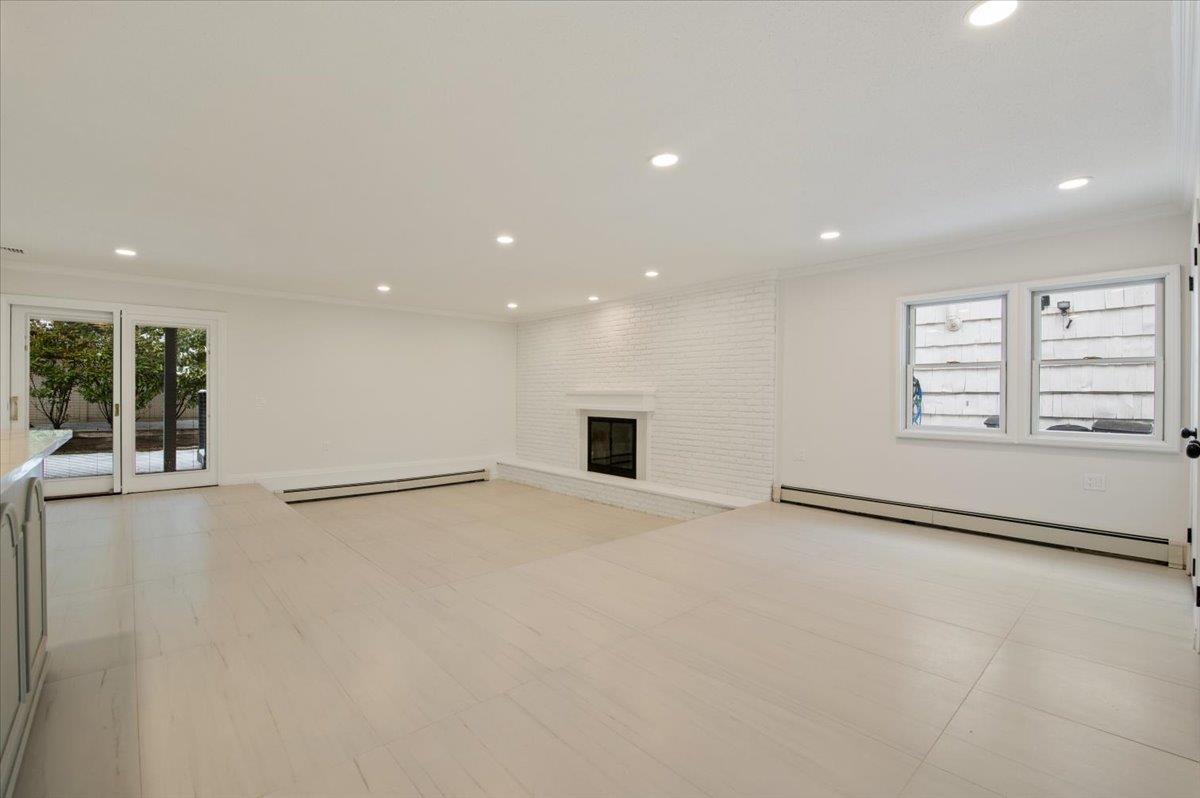 Hempstead, New York 11509, United States, 5 Bedrooms Bedrooms, ,3 BathroomsBathrooms,Residential,Active,2848