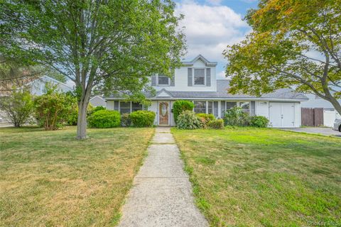 19 Griddle Lane Levittown NY 11756