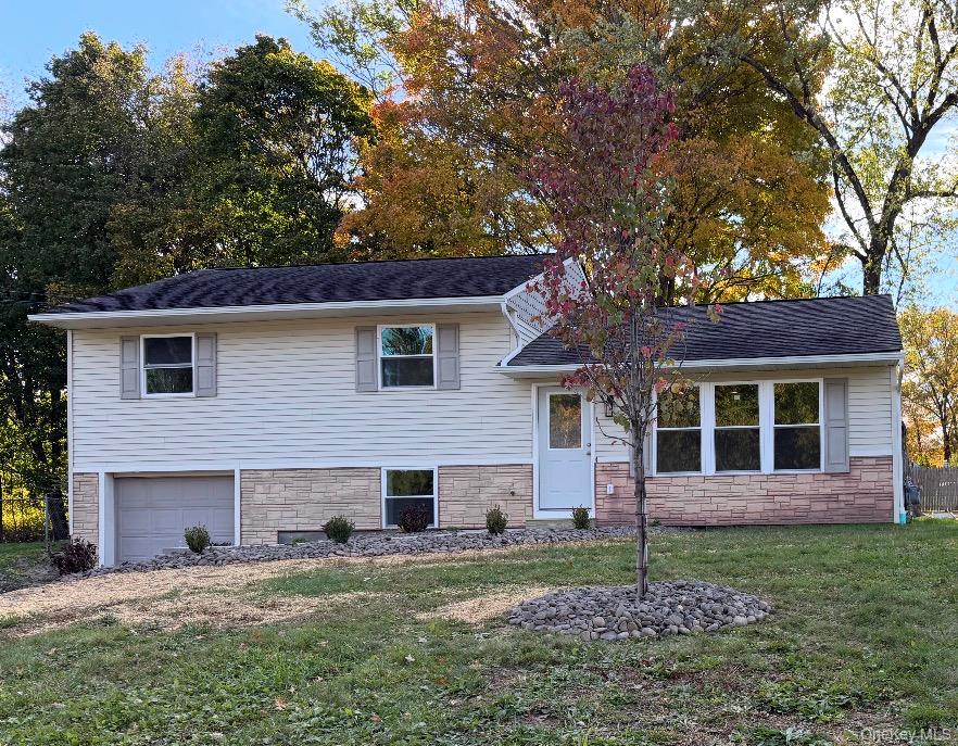 Photo of 5 Sandalwood Drive, Newburgh, NY 12550 (MLS # 1064546)